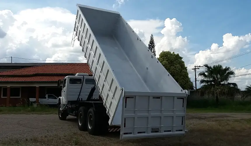 Caçamba Basculante Graneleira